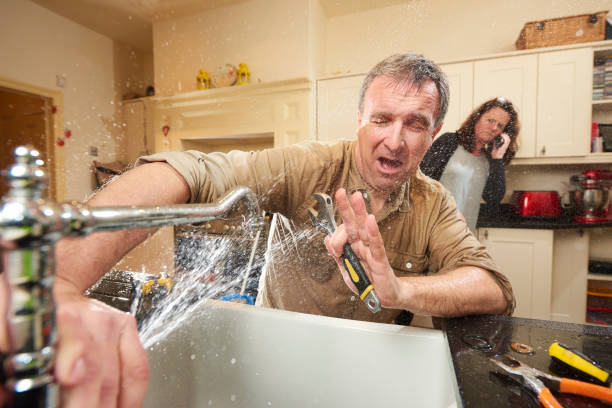 Water damage restoration process in Amelia, LA